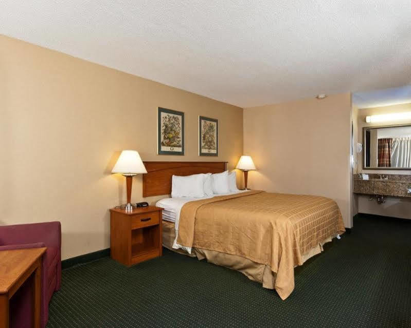 Quality Inn Тупело Экстерьер фото