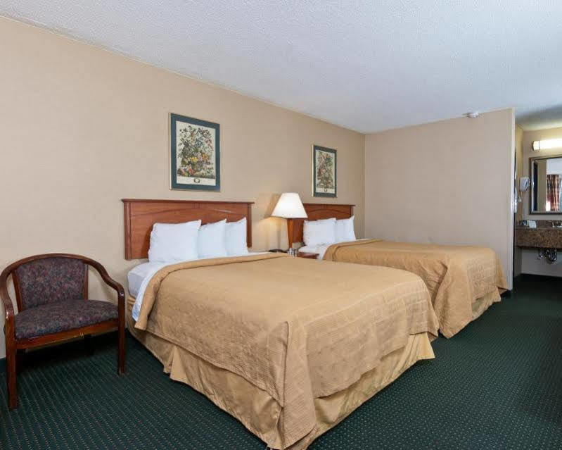 Quality Inn Тупело Экстерьер фото